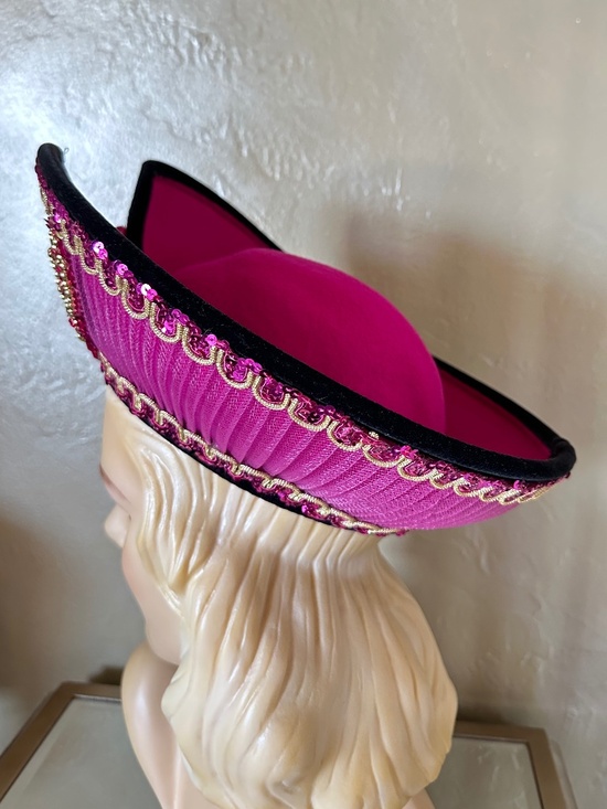 REGAL 1970\'s FUCHSIA FELT CHURCH HAT + SEQUINS & CRIN TRIM main image 8
